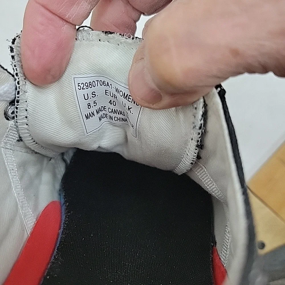 Levis Women's Size 8.5 Logo Sneakers Canvas Low-Top Shoes‎ Black/White